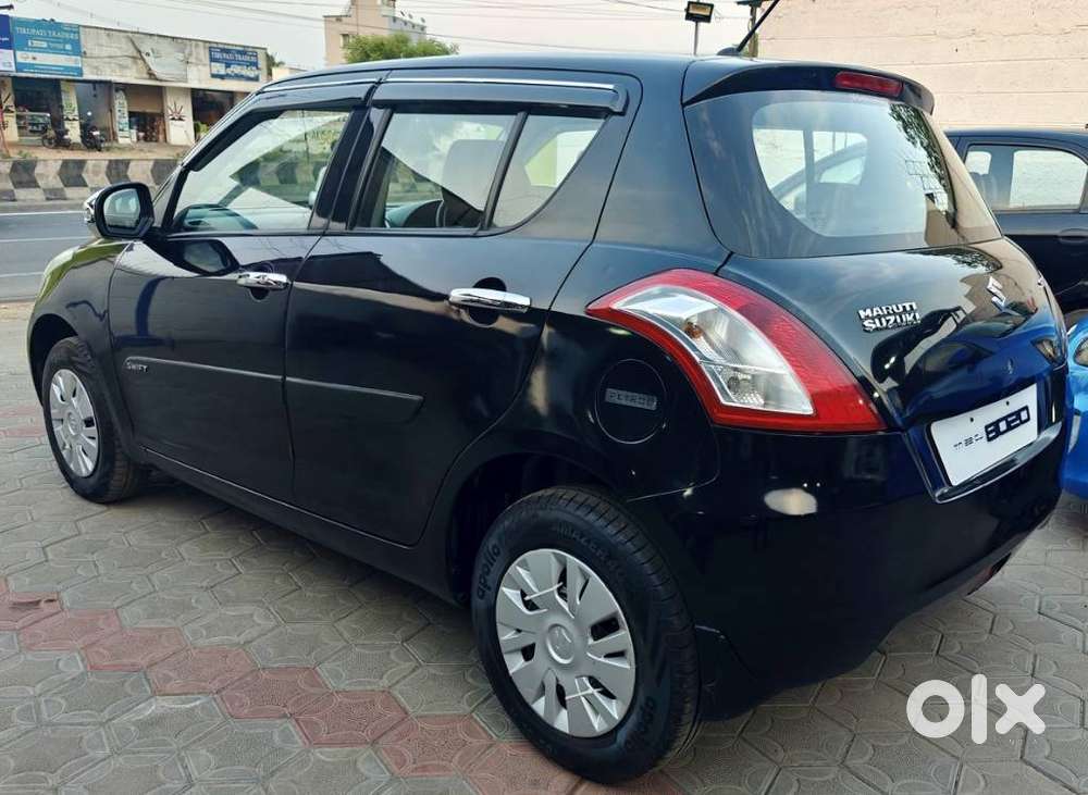 Maruti Suzuki Swift Vxi + Manual, 2013, Petrol