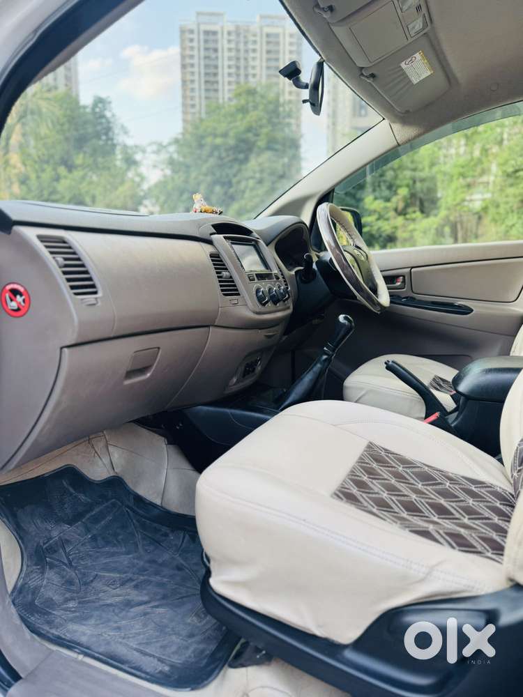 Toyota Innova 2.5 G (diesel) 8 Seater, 2015, Diesel