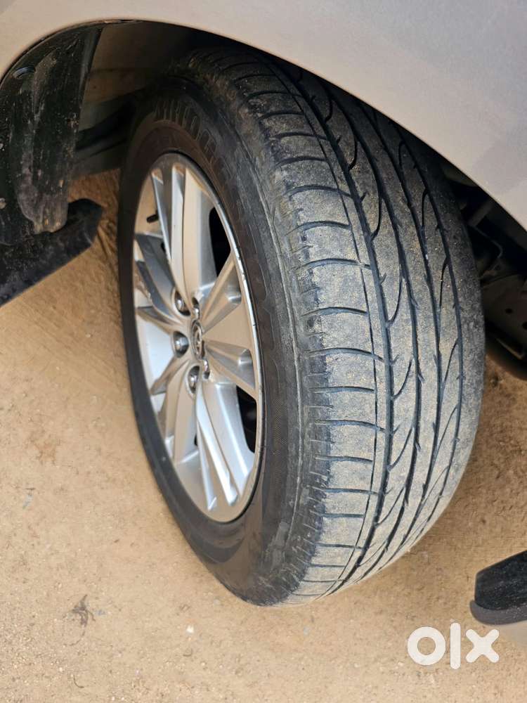 Toyota Innova Crysta 2.8z Automatic, 2016, Diesel