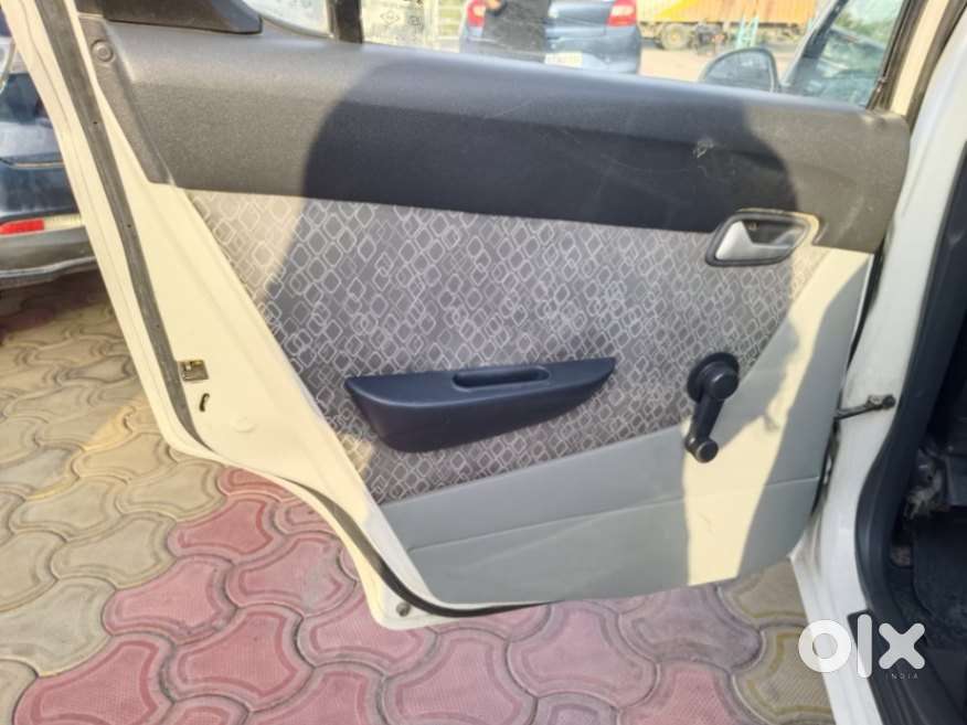 Maruti Suzuki Alto 800 Lxi, 2016, Petrol