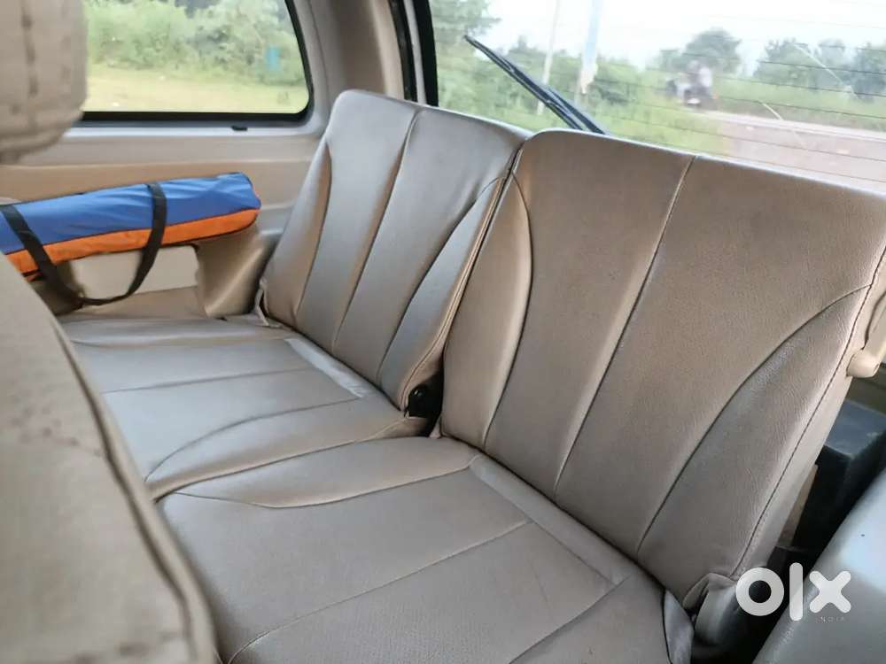 Force One Sx Top Model | 2013 | 7-seater | Diesel | White | ₹4,49,999