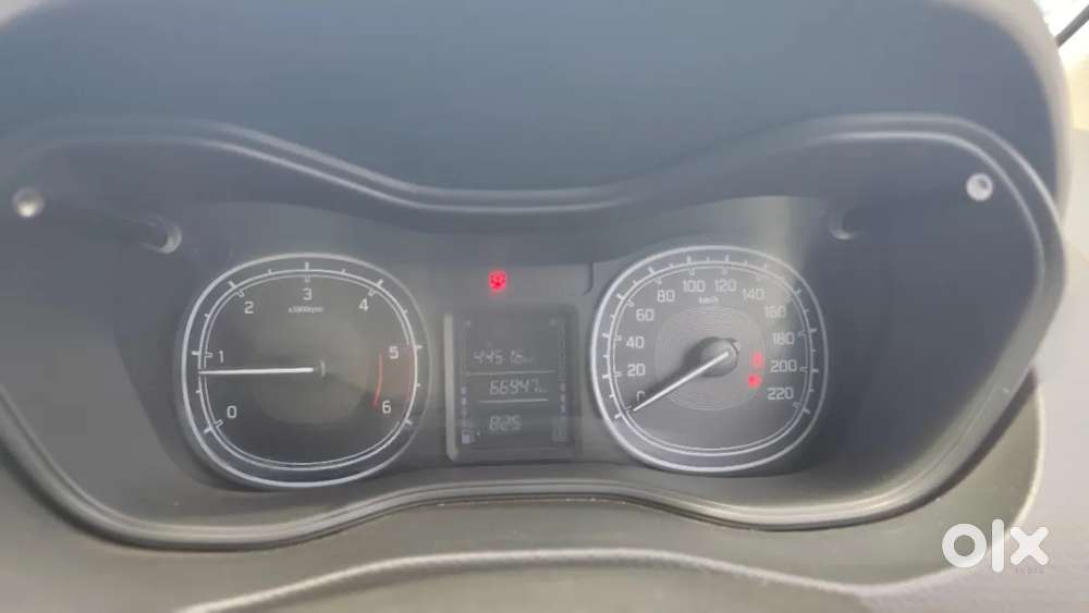 Maruti Suzuki Vitara Brezza Vdi (o), 2018, Diesel