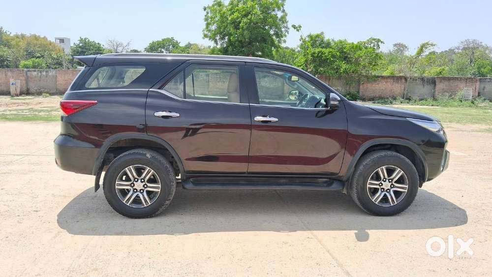 Toyota Fortuner 4x2 At 2.8 Diesel, 2020, Diesel
