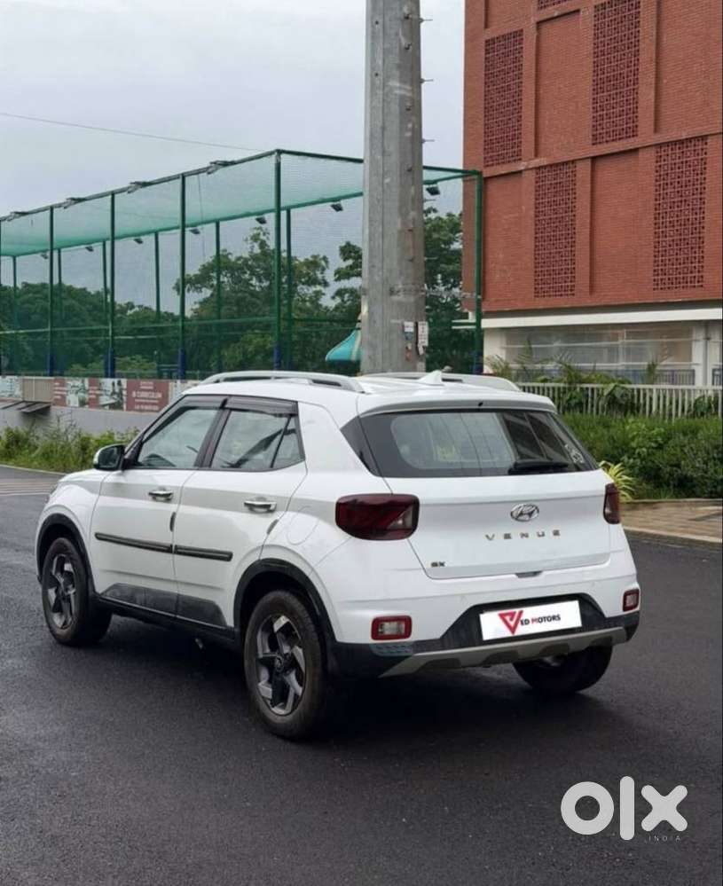 Hyundai Venue E Diesel, 2021, Diesel