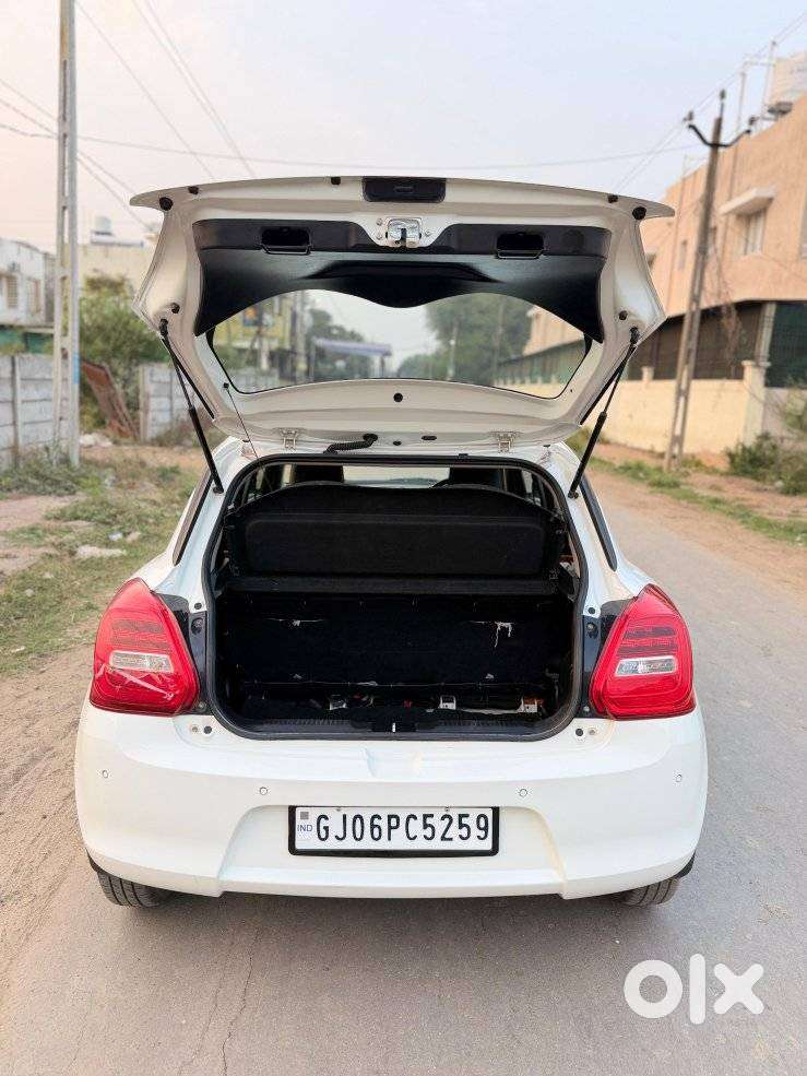 Maruti Suzuki Swift Vxi Ags, 2020, Petrol