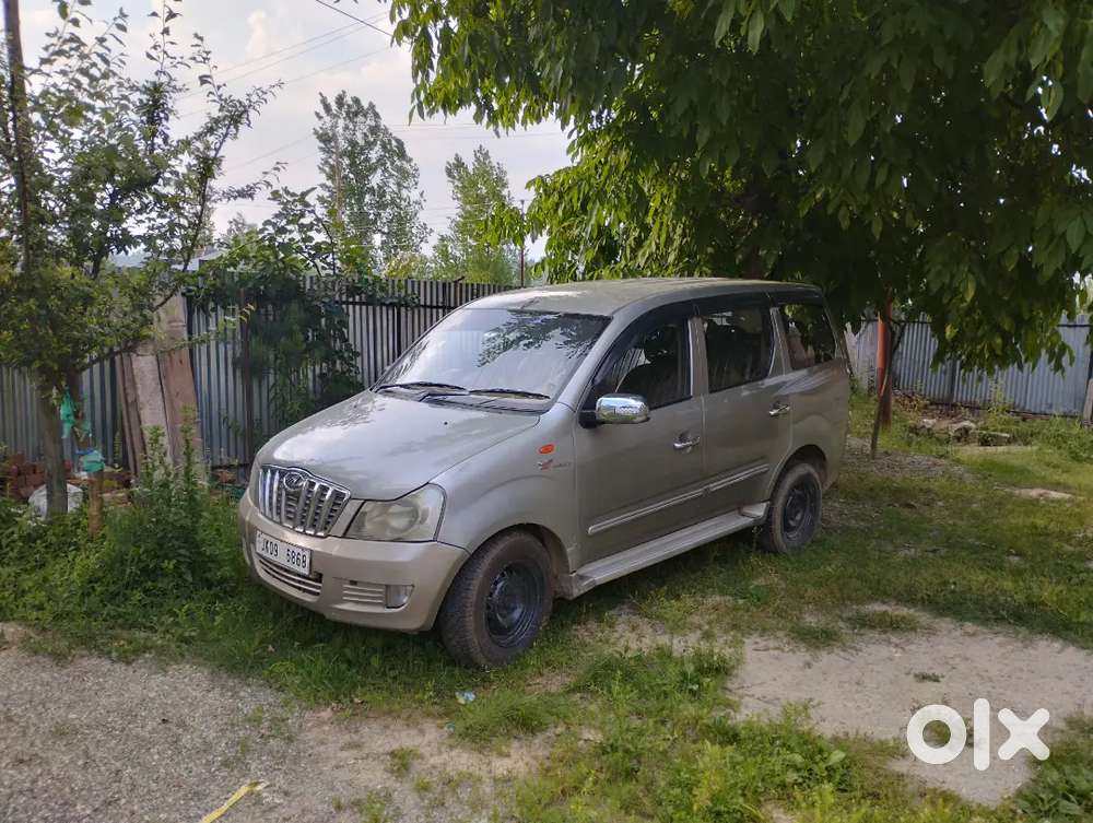 Mahindra Xylo 2012