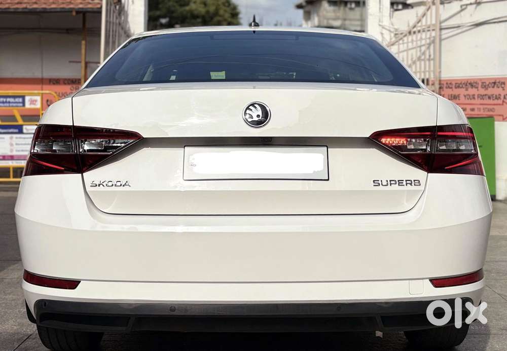 Skoda Superb Style 1.8 Tsi Mt, 2016, Petrol