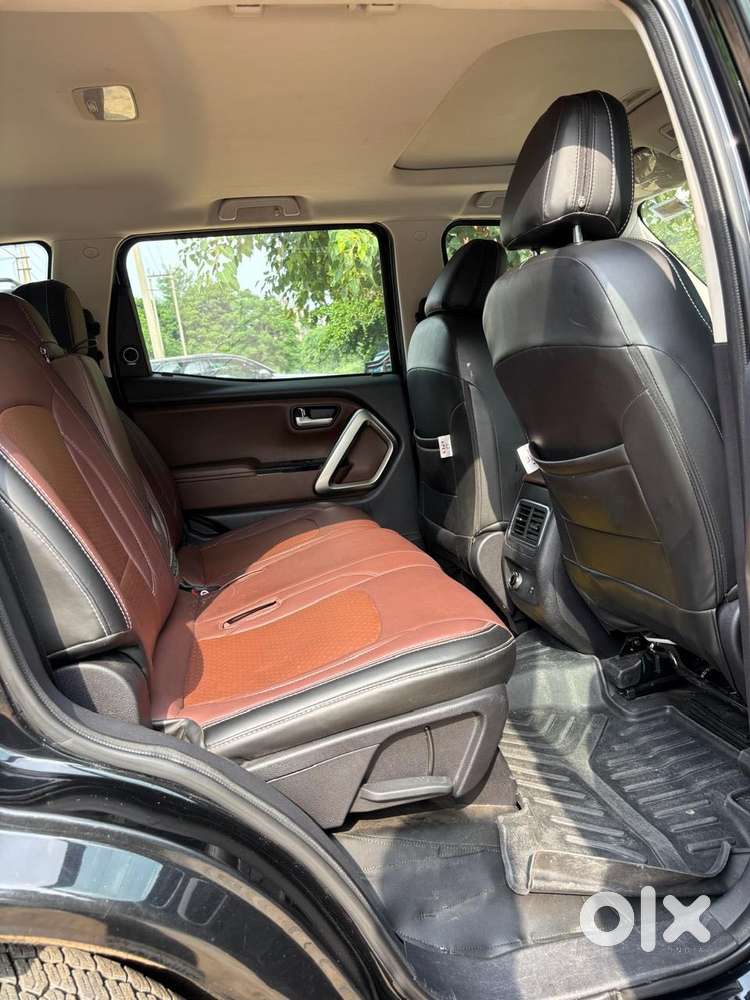 Mahindra Scorpio-n 2.2 Z8 Diesel At 7 Str, 2023, Diesel