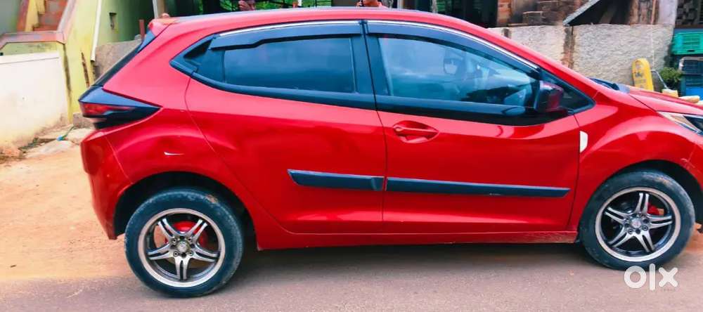 Tata Altroz 1.2 Xe 2021 Petrol