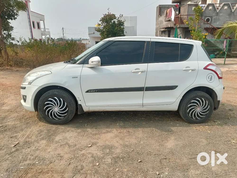 Maruti Suzuki Swift 2013 Diesel 50000 Km Driven