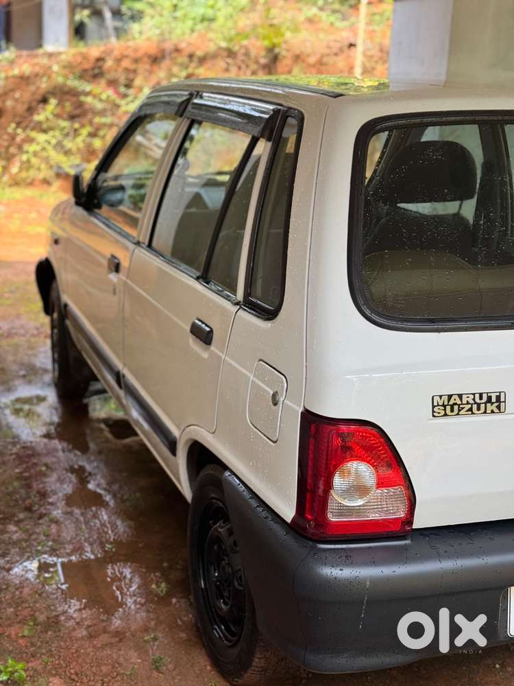 Maruti Suzuki 800 2011