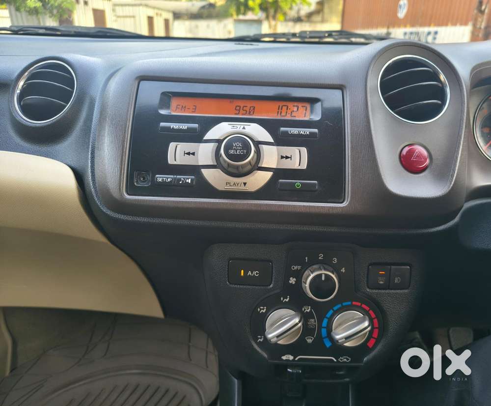 Honda Brio 2011-2013 V Mt, 2014, Petrol