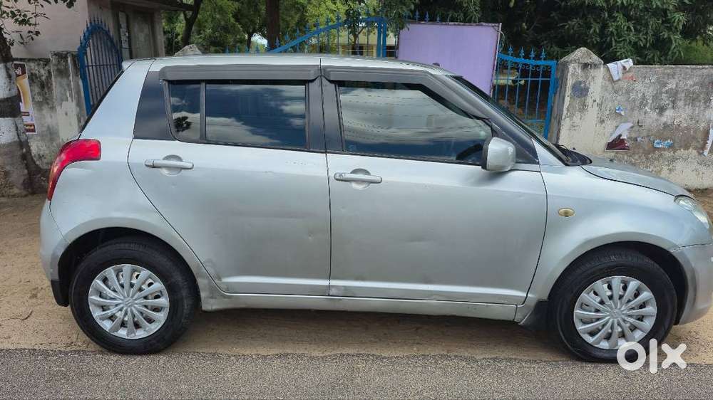 Maruti Suzuki Swift 2011 Very Good Condition
