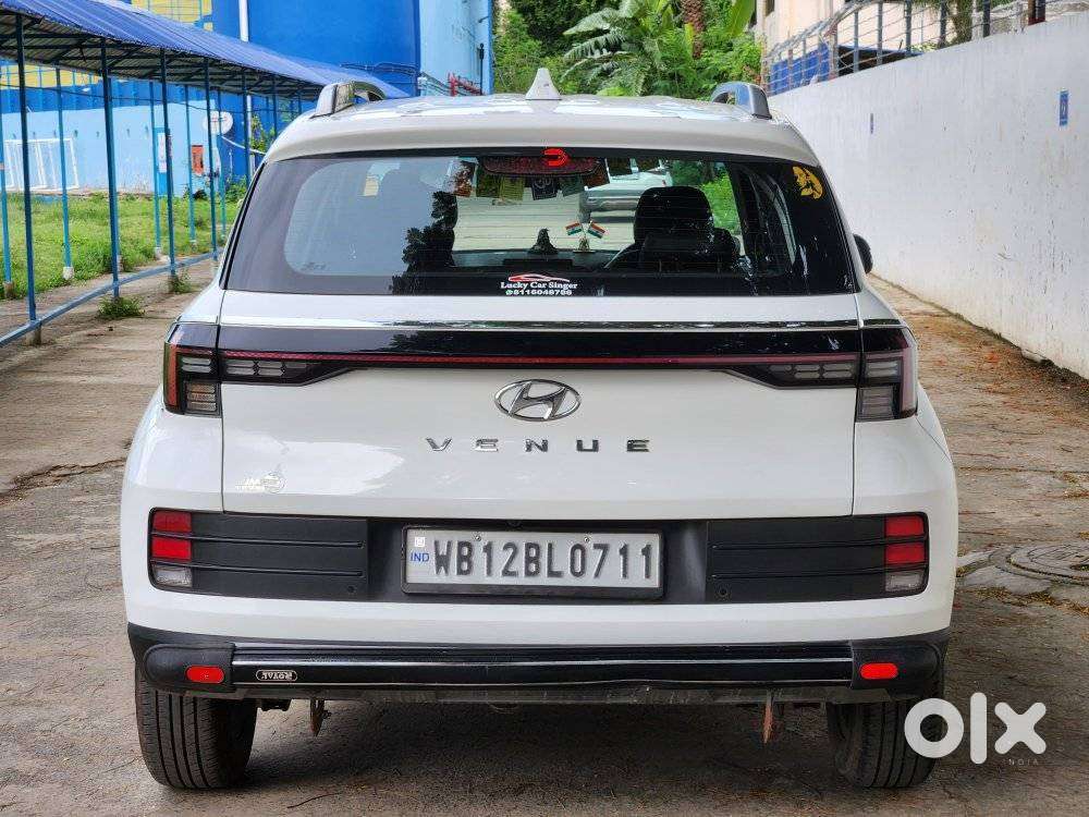 Hyundai Venue Sx Mt, 2022, Petrol