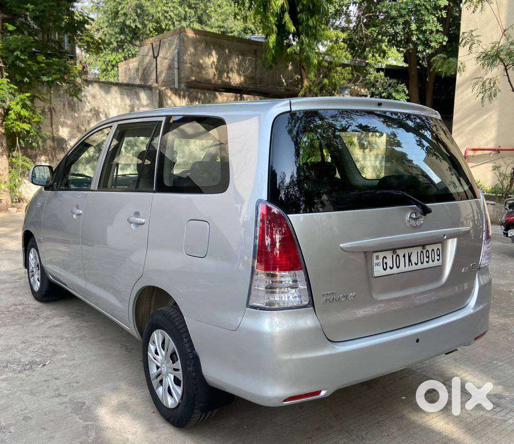 Toyota Innova 2.5 Gx 8 Str, 2011, Diesel