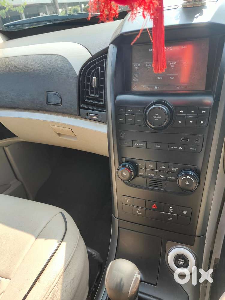 Mahindra Xuv500 2.2 W10 Sportz Edition Mt, 2016