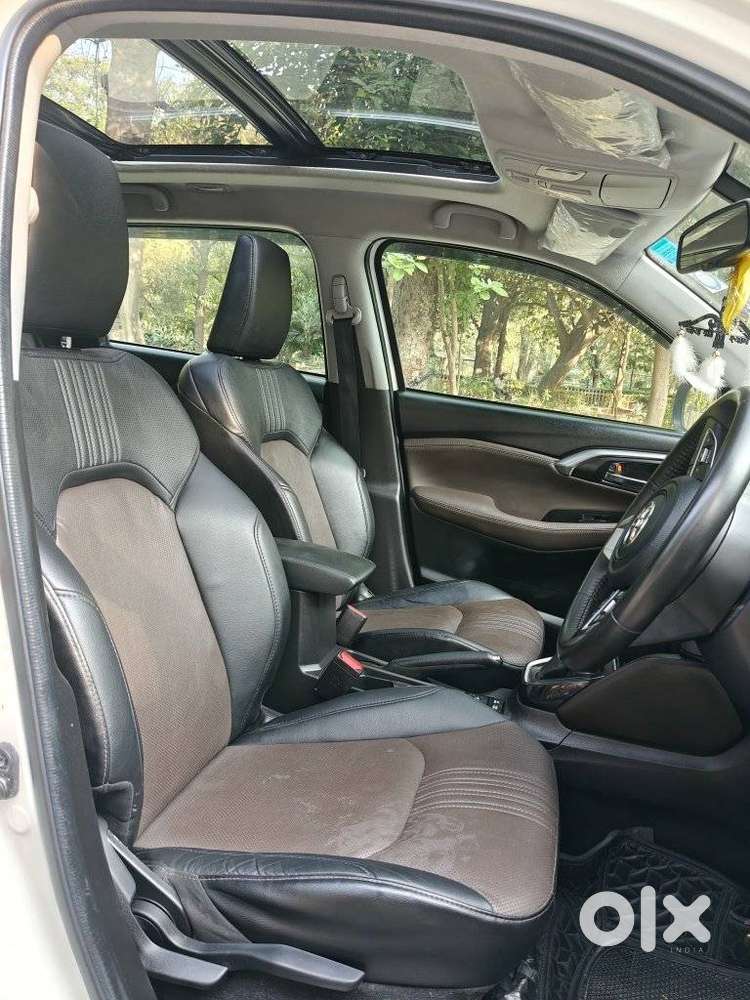 Toyota Urban Cruiser Hyryder 1.5 V Hybrid, 2023, Petrol