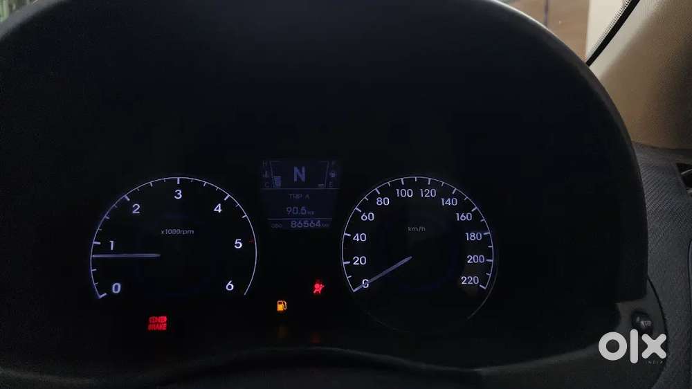 Hyundai Verna 1.6 Sx 2012