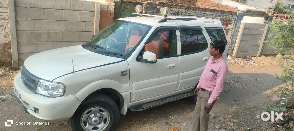 Tata Safari 2012