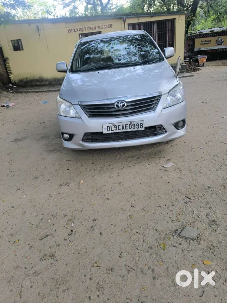 Toyota Innova 2013 Diesel Well Maintained