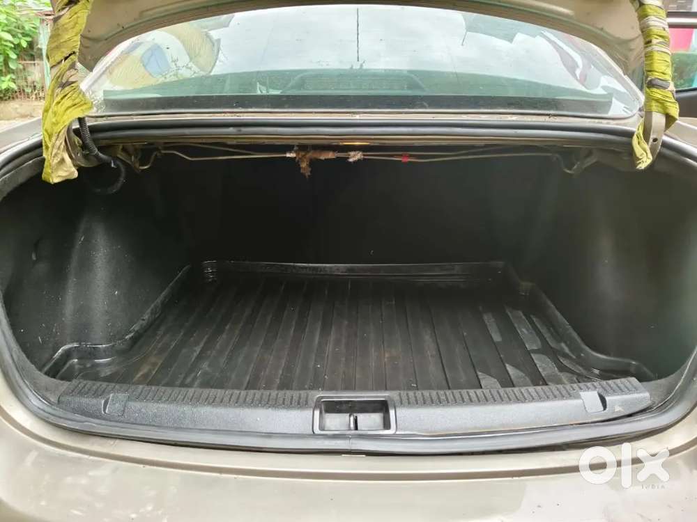 Renault Fluence 2012 Diesel 145000 Km Driven