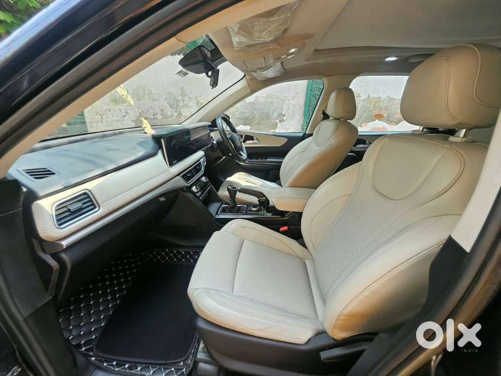 Mahindra Xuv700 2.2 Ax 7 Diesel Mt Str, 2023, Diesel