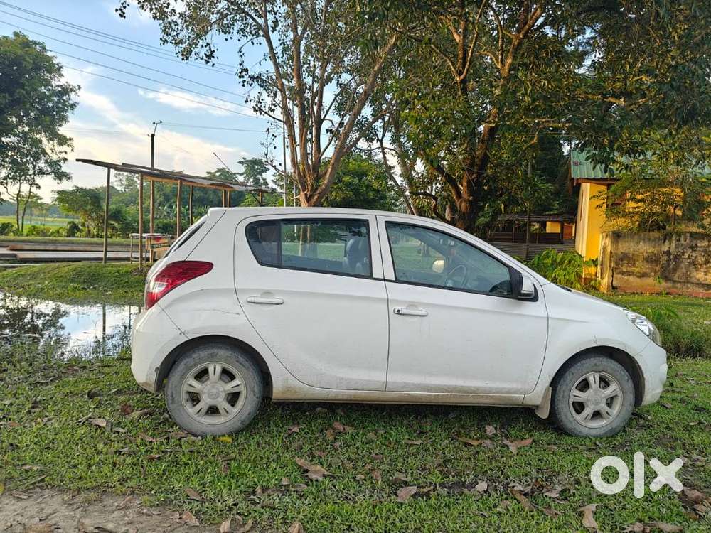 Hyundai I20 Sportz 2012