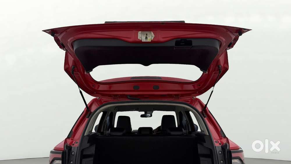 Maruti Suzuki Vitara Brezza 1.5 Vxi At, 2022, Petrol
