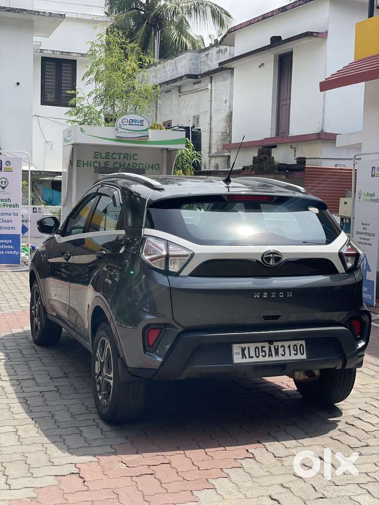 Tata Nexon Amt 1.2 Revotron Xma, 2020, Petrol