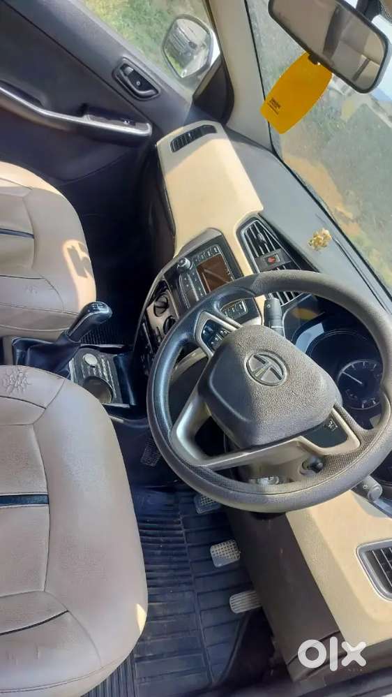 Well Maintained Top Variant Tata Zest Car