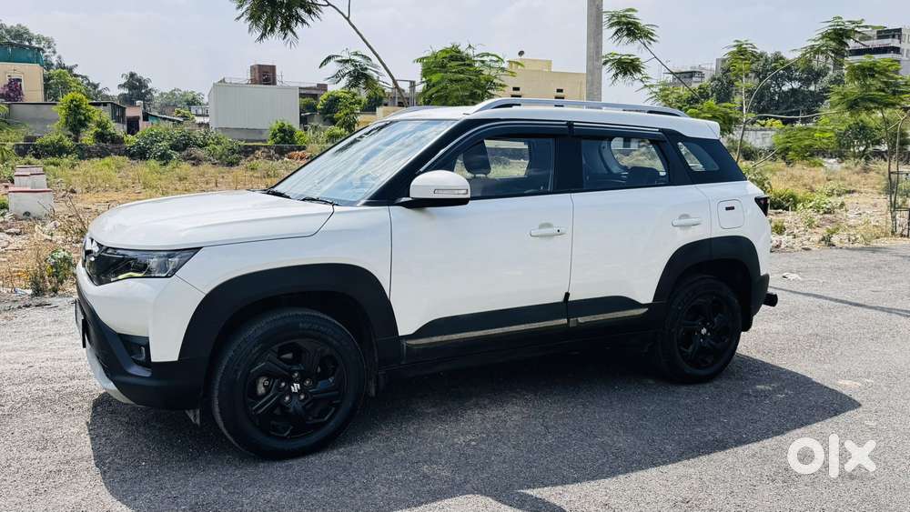 Maruti Suzuki Brezza 1.5 Zxi Smart Hybrid, 2022, Petrol