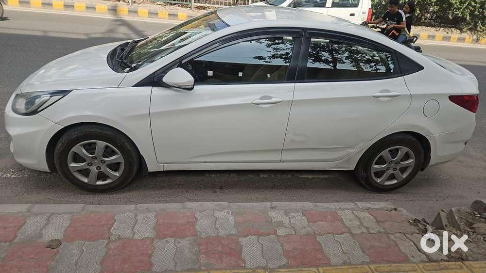 Hyundai Petrol Manual 2014