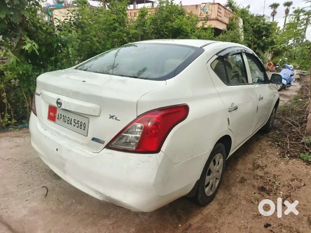 Nissan Sunny Diesel 2012