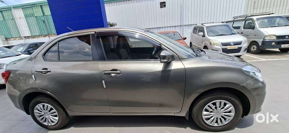 Maruti Suzuki Dzire 1.2 Vxi, 2023, Petrol