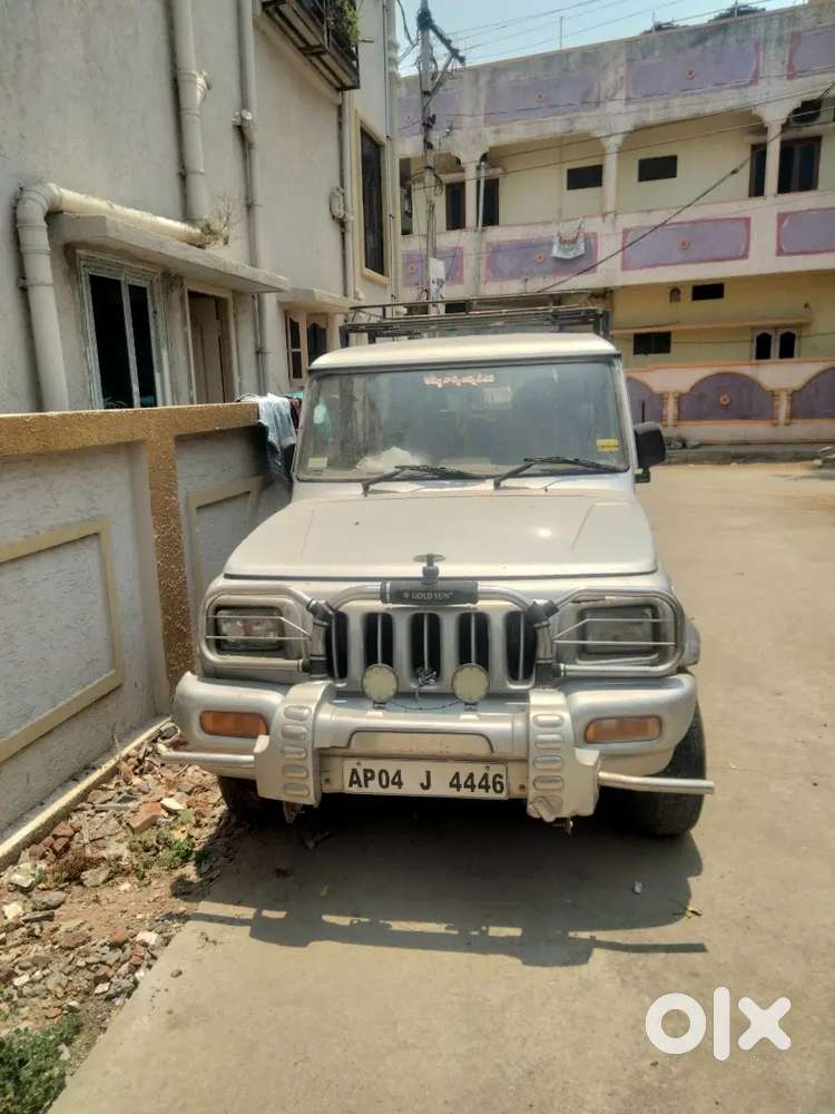Mahinder Bolero Glx