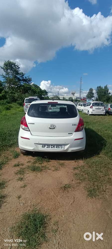 Hyundai I20 2009-2011 Asta, 2012, Petrol