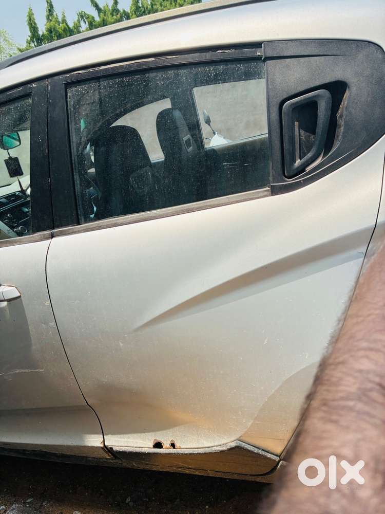 Mahindra Kuv100 Second Top Model 2017 For Sale