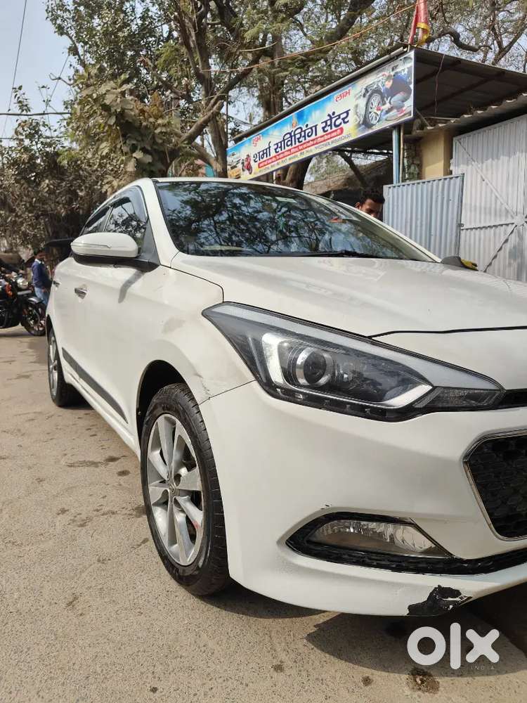 Hyundai Elite I20 2015 Petrol 124000 Km Driven