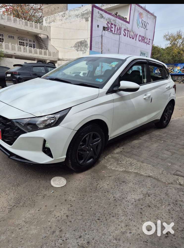 Hyundai I20 Sportz Plus Cvt, 2020, Petrol