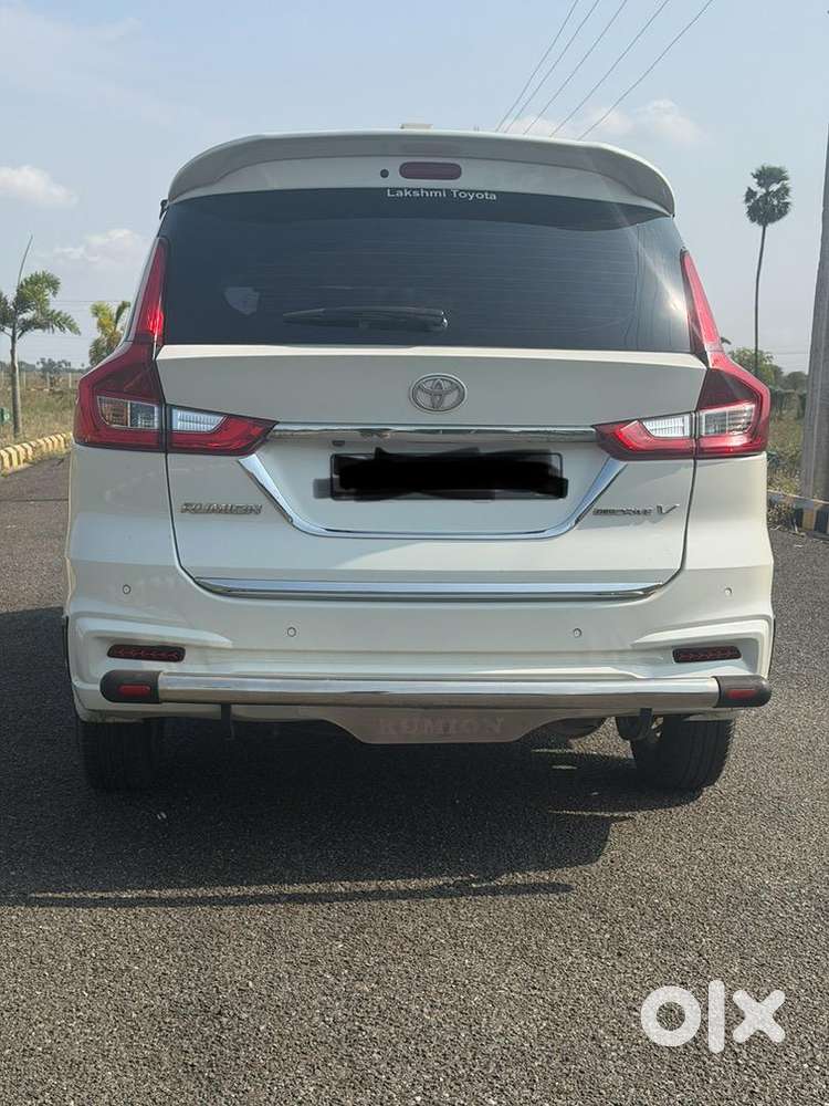 Toyota Rumion 2023 Petrol 50000 Km Driven-mini Crysta At