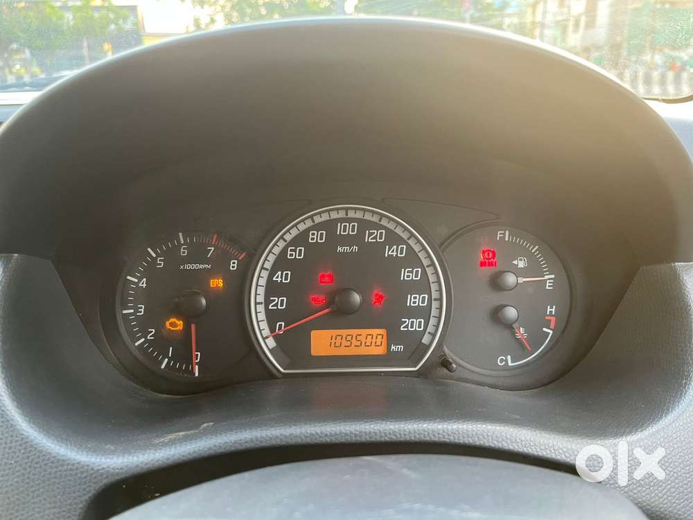 Maruti Suzuki Swift Vvt Zxi, 2006, Petrol