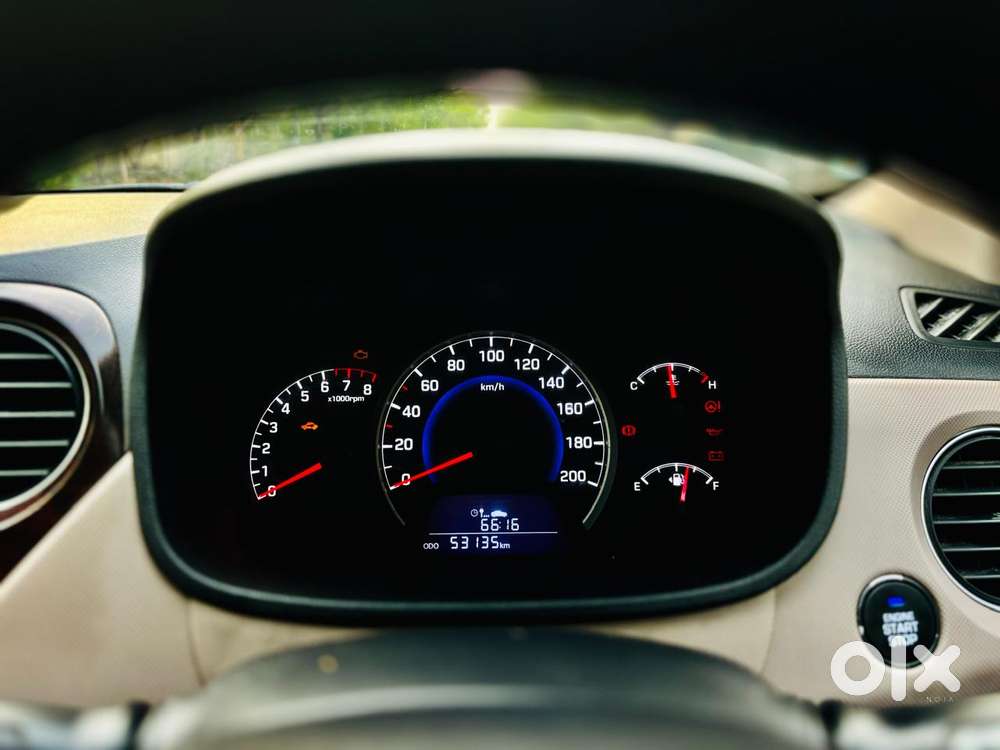 Hyundai Grand I10 Sportz, 2014, Petrol