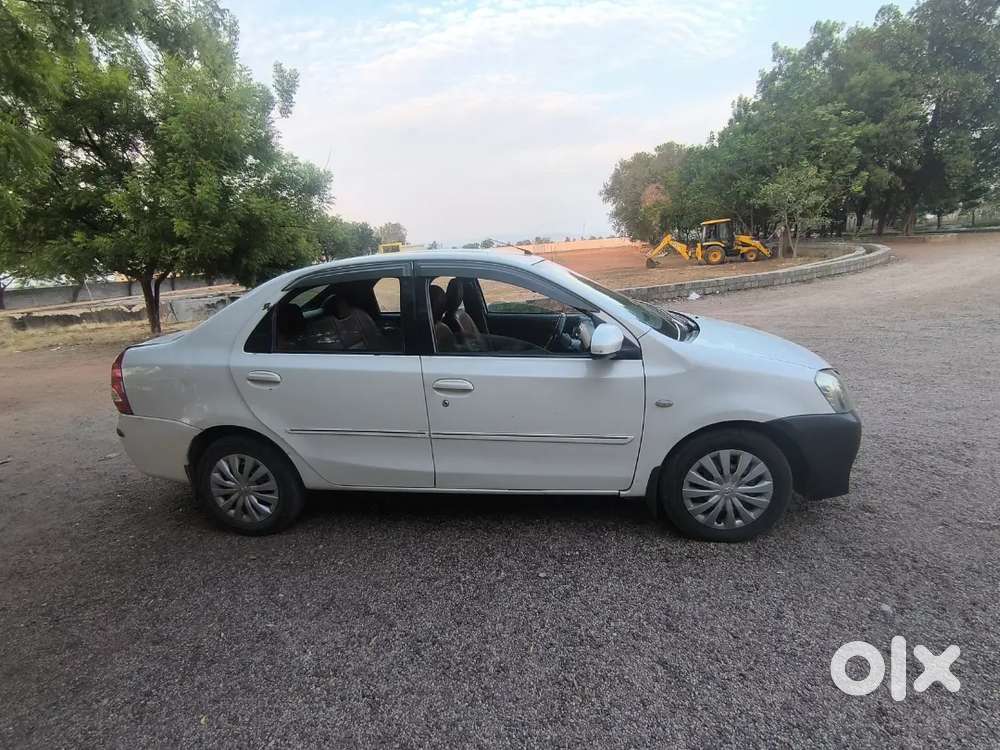 Toyota Etios 2014 Diesel 340000 Km Driven