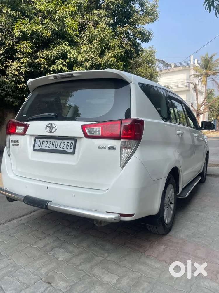 Toyota Innova Crysta 2.4 G Mt 7 Str, 2017, Diesel