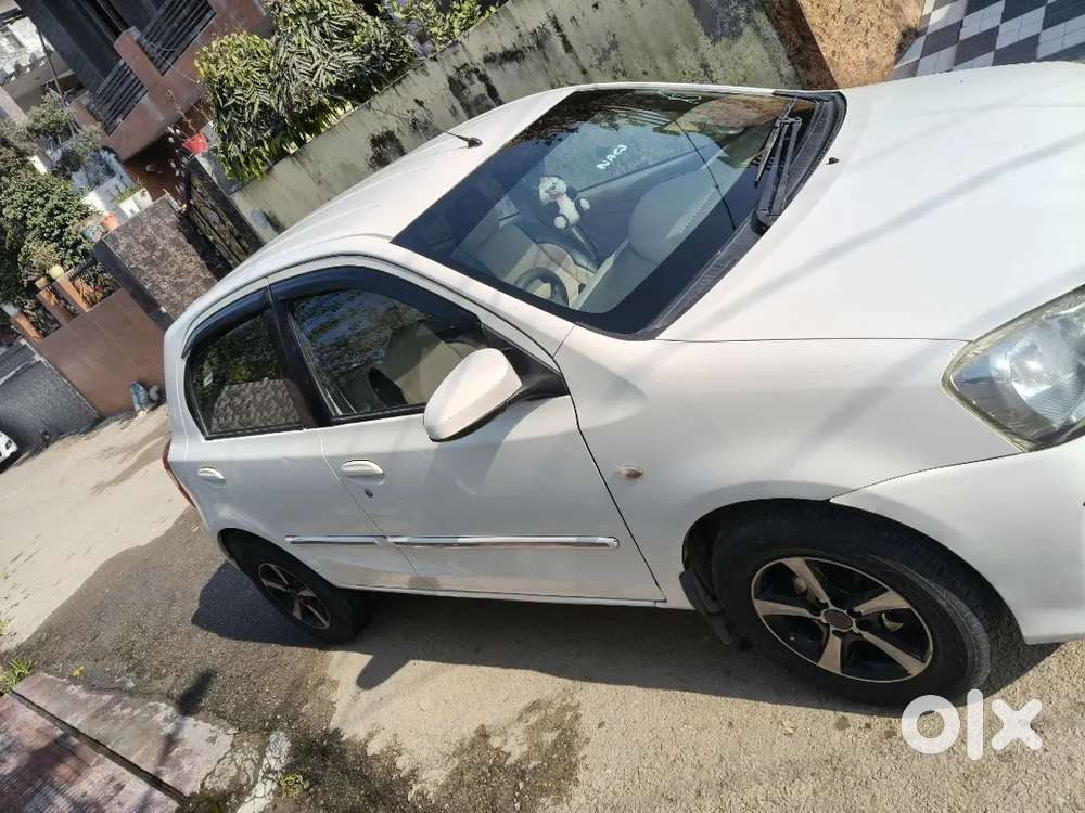 Toyota Etios Liva 2015