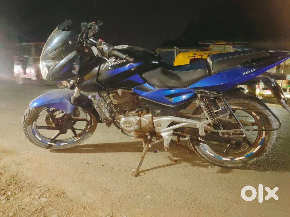 Motorcycle Pulsar 180cc 2014 Model Bajaj Pulsar 180 DTSi Price