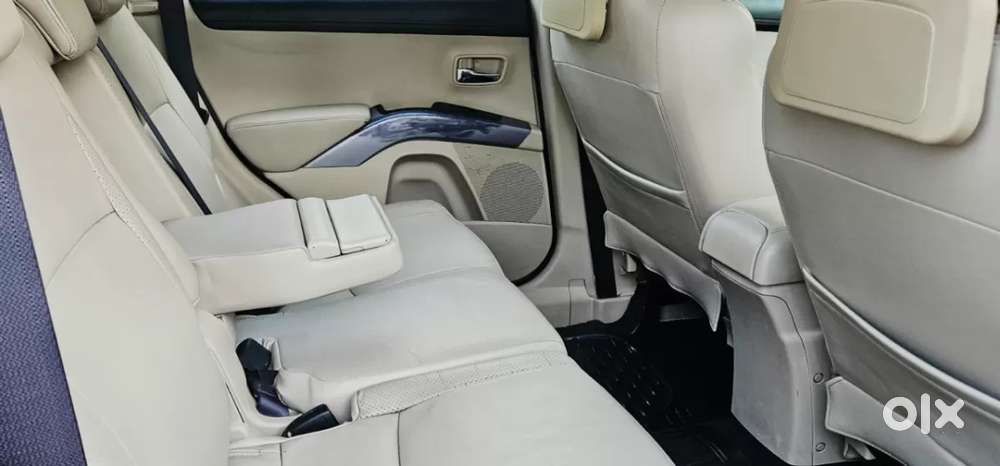 Mitsubishi Outlander, 2011, Petrol