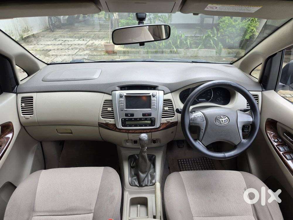Toyota Innova 2.5 V 7 Str, 2013, Diesel