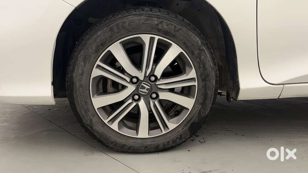 Honda City 1.5 V 4th Gen I-vtec Mt, 2022, Petrol