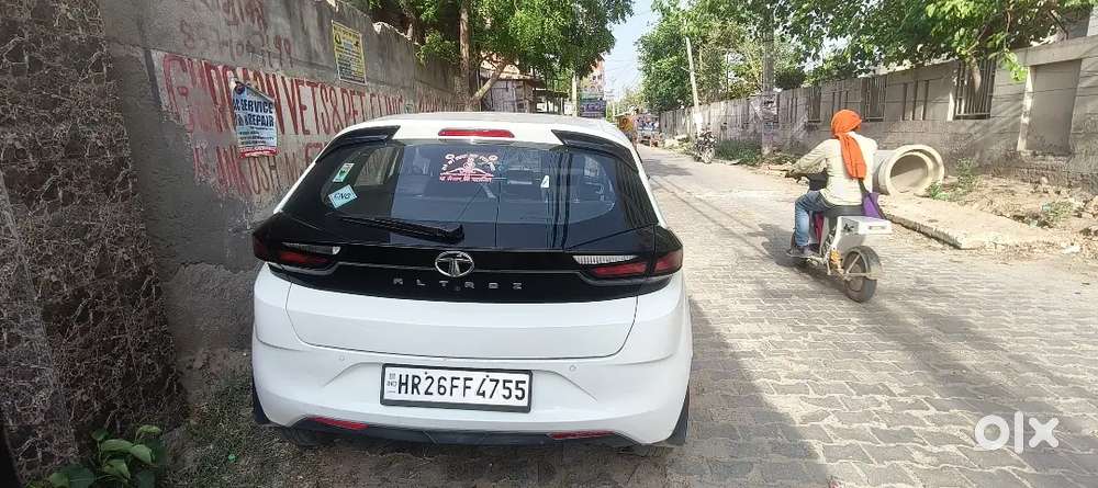 Tata Altroz 2023 Cng & Hybrids 69790 Km Driven